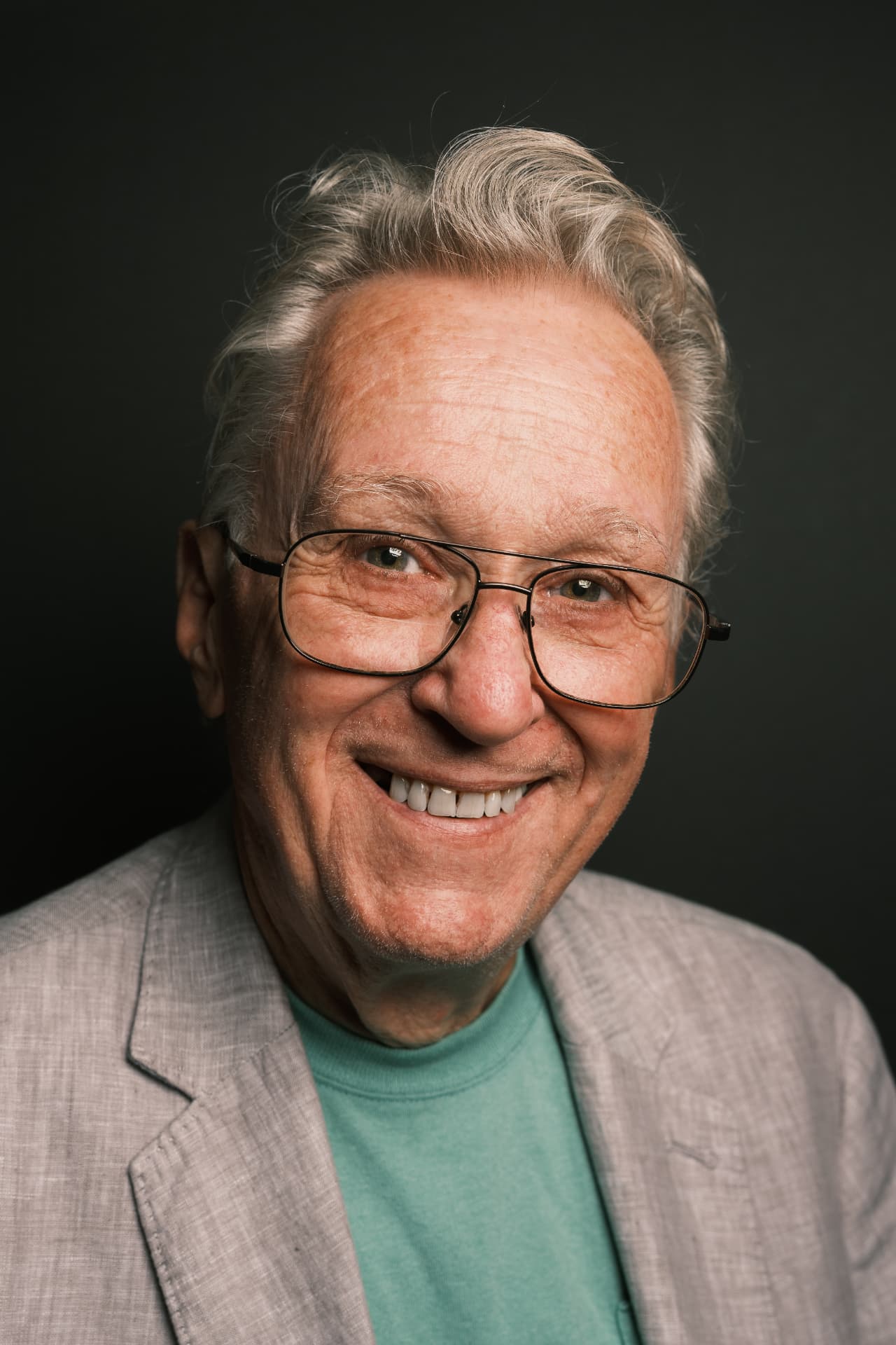 Portrait of Gilbert.